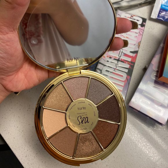 Tarte Eyeshadow - Picture 2 of 2